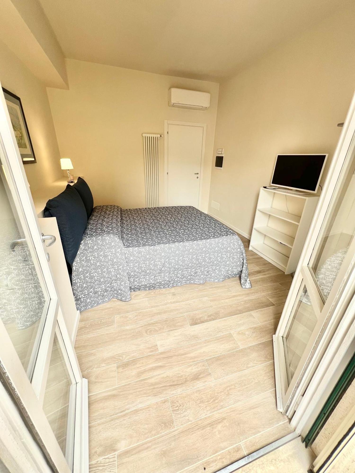 F&F Rooms Pisa Ngoại thất bức ảnh