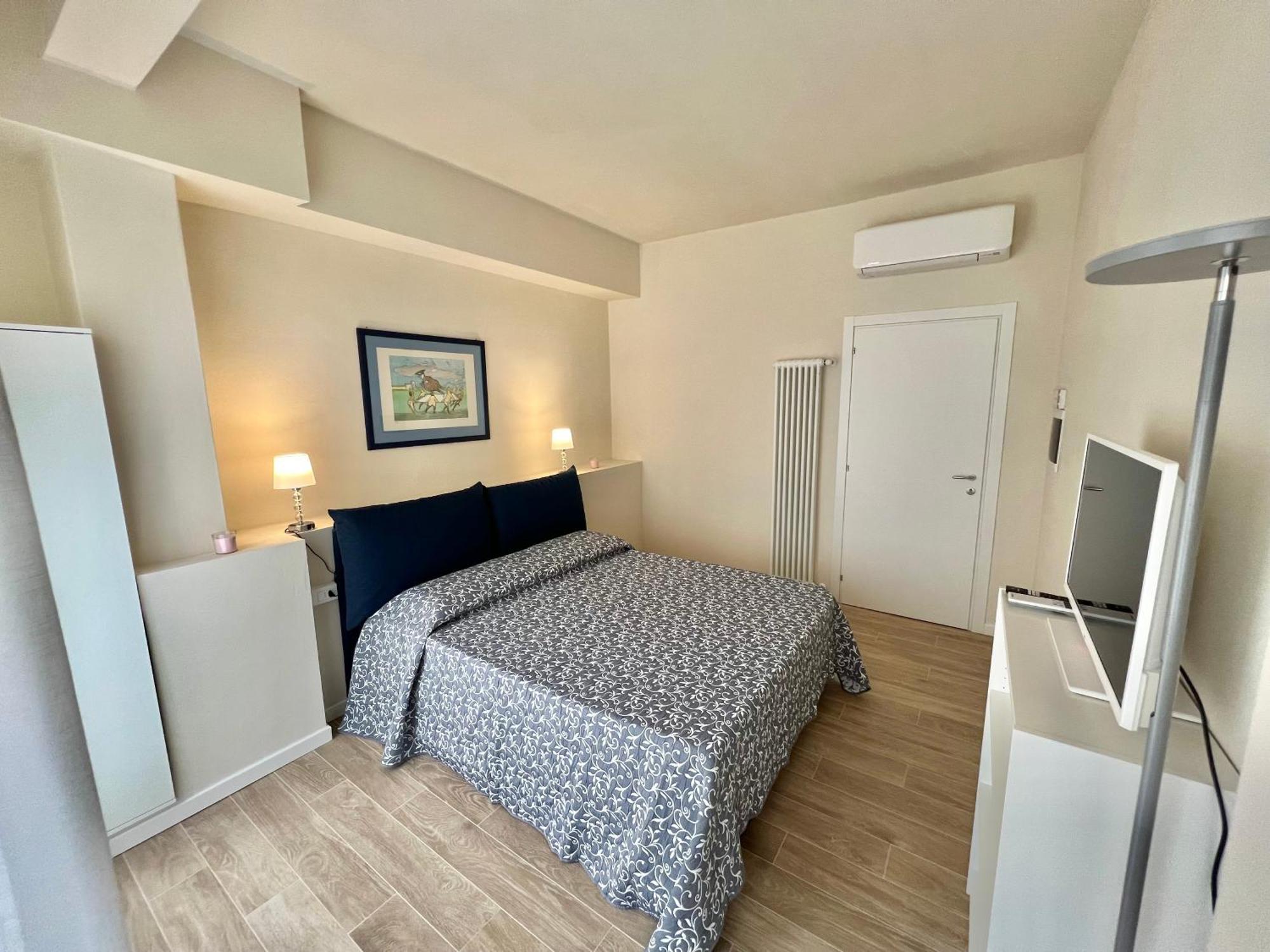 F&F Rooms Pisa Ngoại thất bức ảnh
